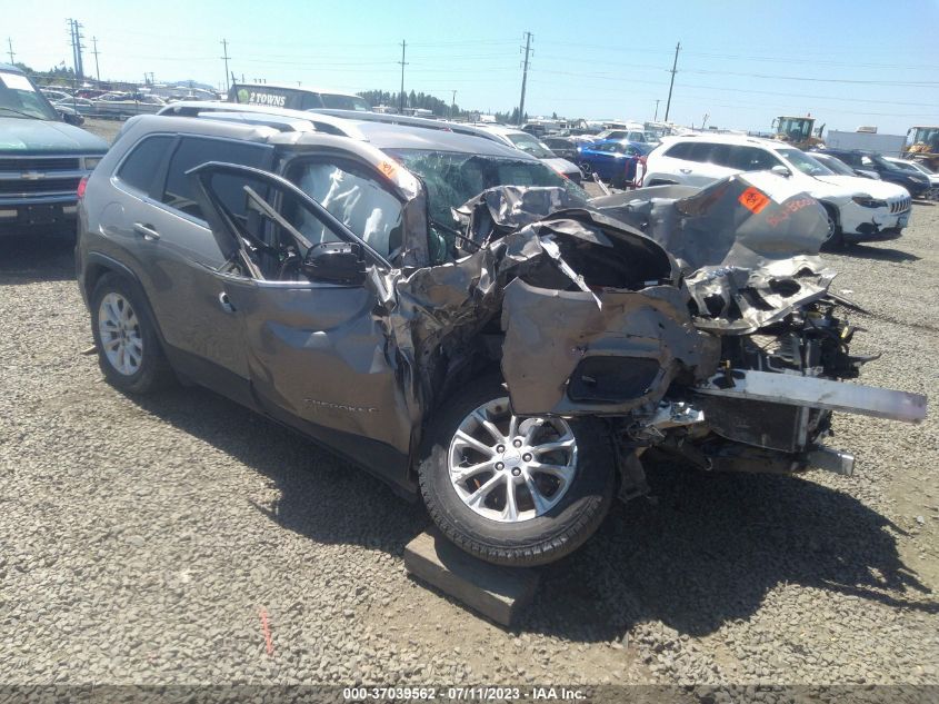 VIN 1C4PJMCB9KD260215 2019 JEEP CHEROKEE LATITUDE