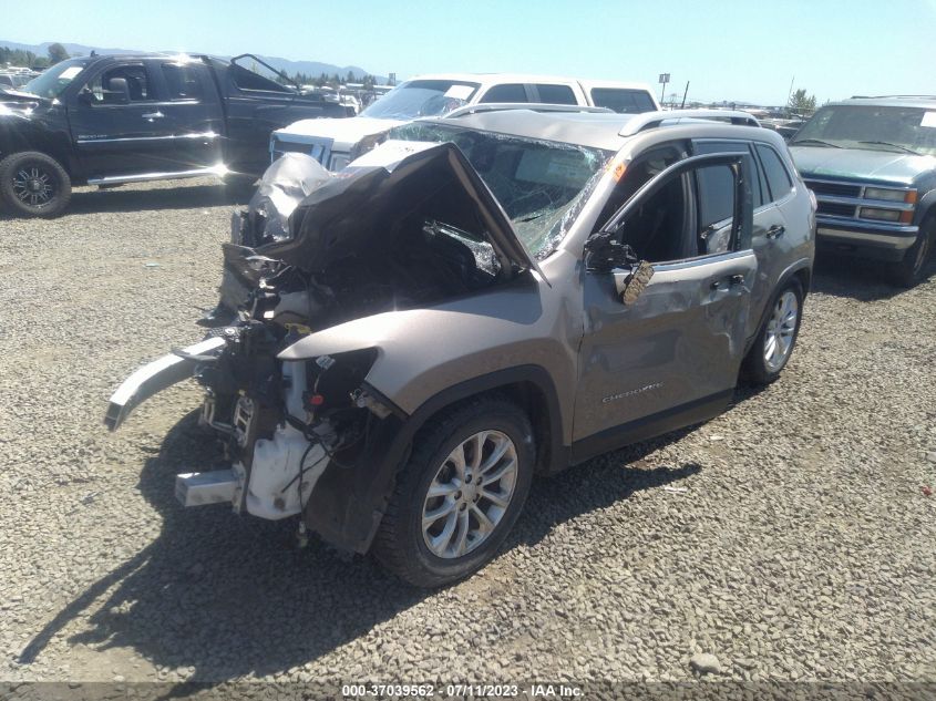 VIN 1C4PJMCB9KD260215 2019 JEEP CHEROKEE LATITUDE
