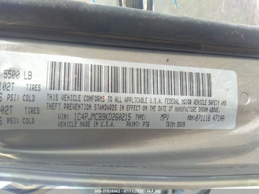 VIN 1C4PJMCB9KD260215 2019 JEEP CHEROKEE LATITUDE