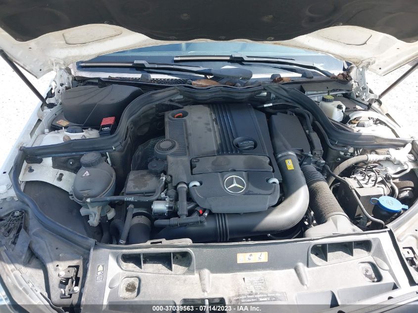 2014 MERCEDES-BENZ C-CLASS C 250 - WDDGJ4HB3EG302427