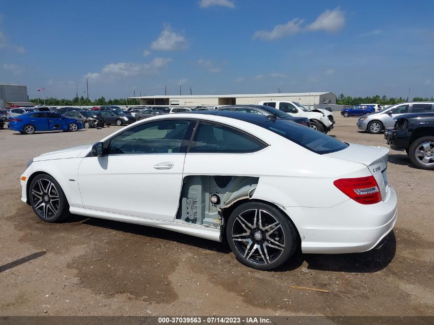 2014 MERCEDES-BENZ C-CLASS C 250 - WDDGJ4HB3EG302427