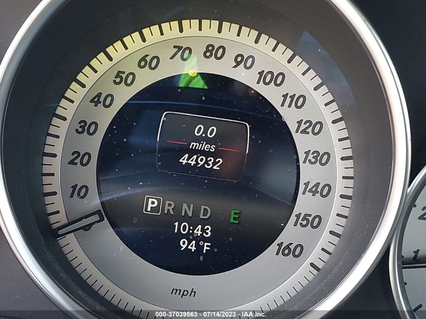 2014 MERCEDES-BENZ C-CLASS C 250 - WDDGJ4HB3EG302427