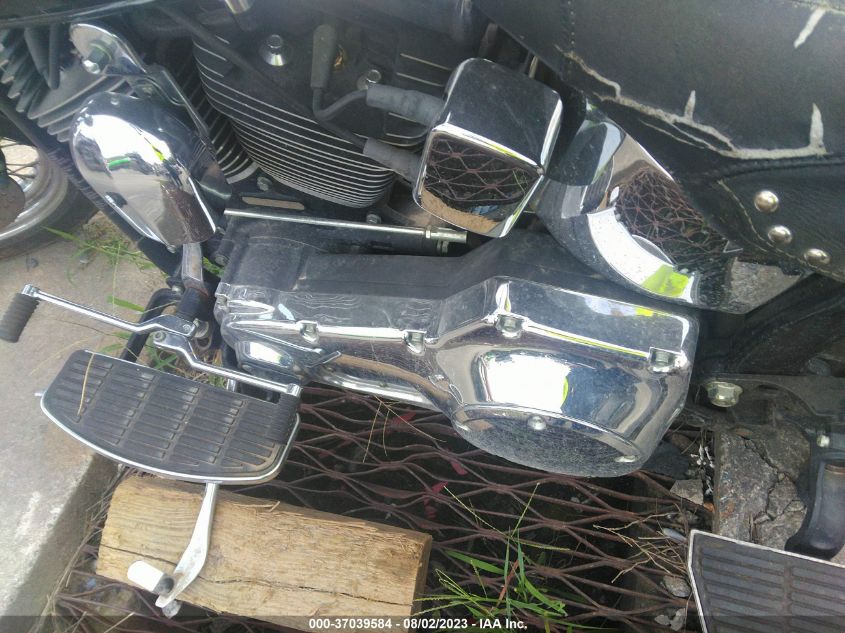 2004 HARLEY-DAVIDSON FLSTCI - 1HD1BWB194Y034774