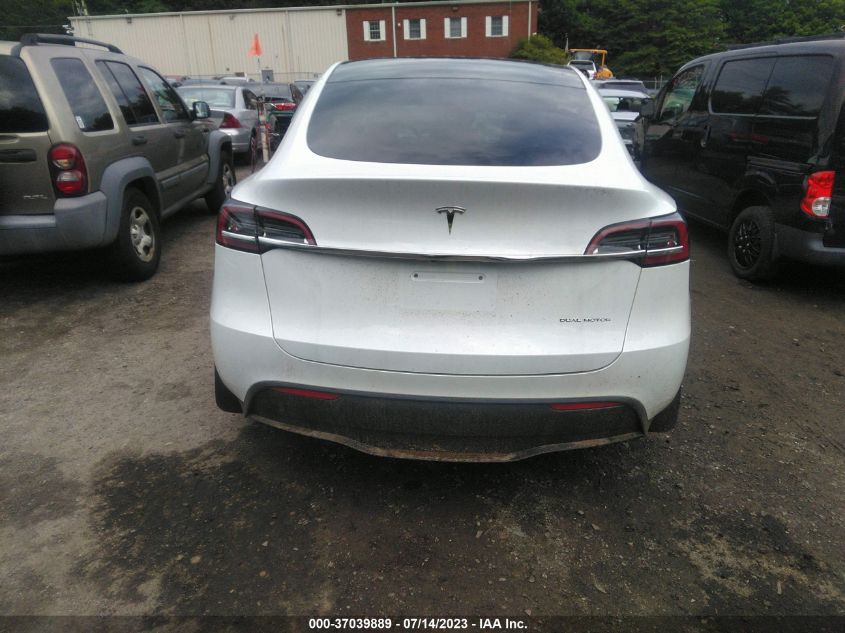 7SAYGDEE6PA115904 Tesla Model Y LONG RANGE 16