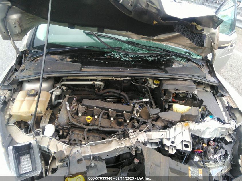 2016 FORD FOCUS SE - 1FADP3F25GL300624