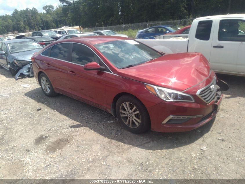 2015 HYUNDAI SONATA 2.4L SE - 5NPE24AF7FH211654