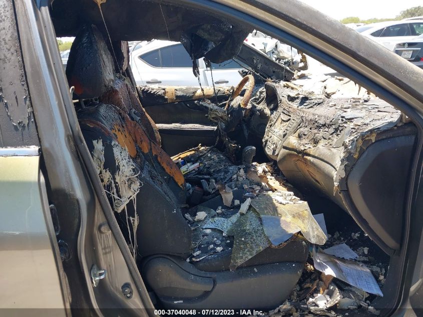 2019 NISSAN ROGUE SV - KNMAT2MT2KP534008