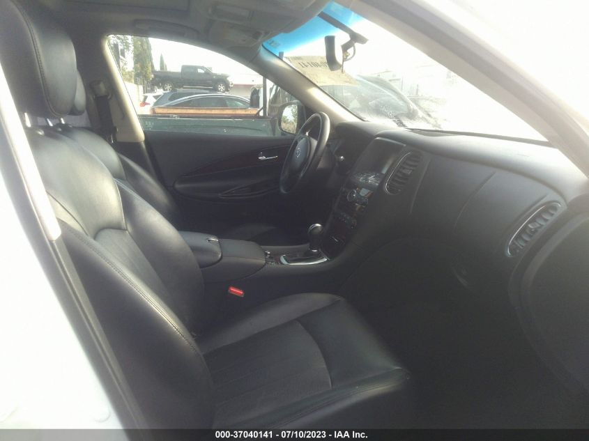 2017 INFINITI QX50 - JN1BJ0RP7HM383299