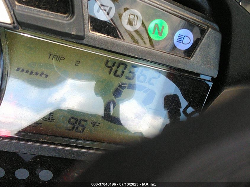 2022 SUZUKI GSX-R600 - JS1GN7FA4N7100961