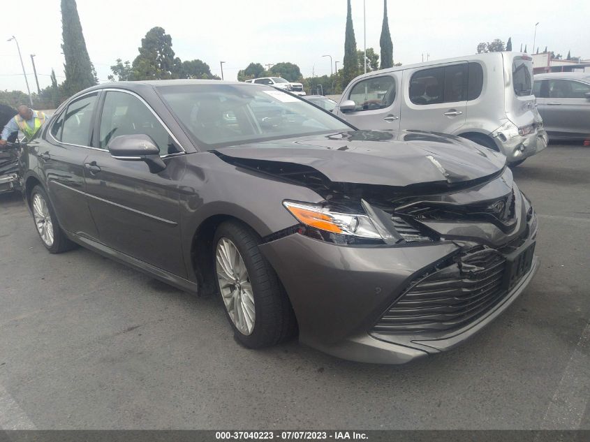 2018 TOYOTA CAMRY LE/SE/XLE/L - 4T1B11HK3JU061804