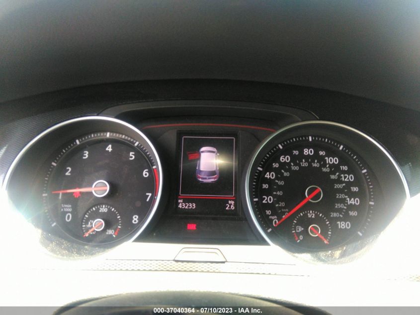 2017 VOLKSWAGEN GOLF GTI S/SE/AUTOBAHN/SPORT - 3VW5T7AU2HM034776