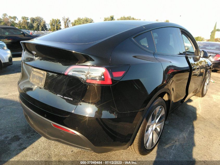 2021 TESLA MODEL Y - 5YJYGDEE2MF274639
