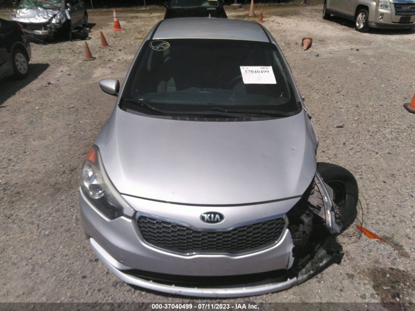 2016 KIA FORTE LX - KNAFK4A62G5551359