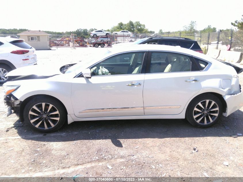 2017 NISSAN ALTIMA 2.5/S/SV/SL/SR - 1N4AL3AP8HC255228