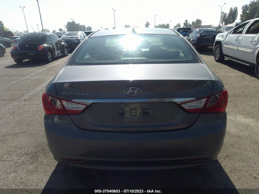 2013 HYUNDAI SONATA GLS PZEV - 5NPEB4AC8DH568327
