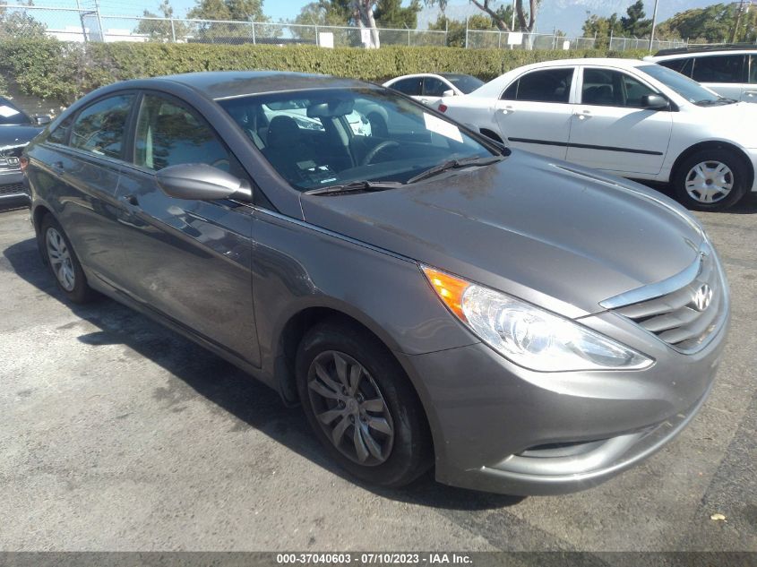 2013 HYUNDAI SONATA GLS PZEV - 5NPEB4AC8DH568327