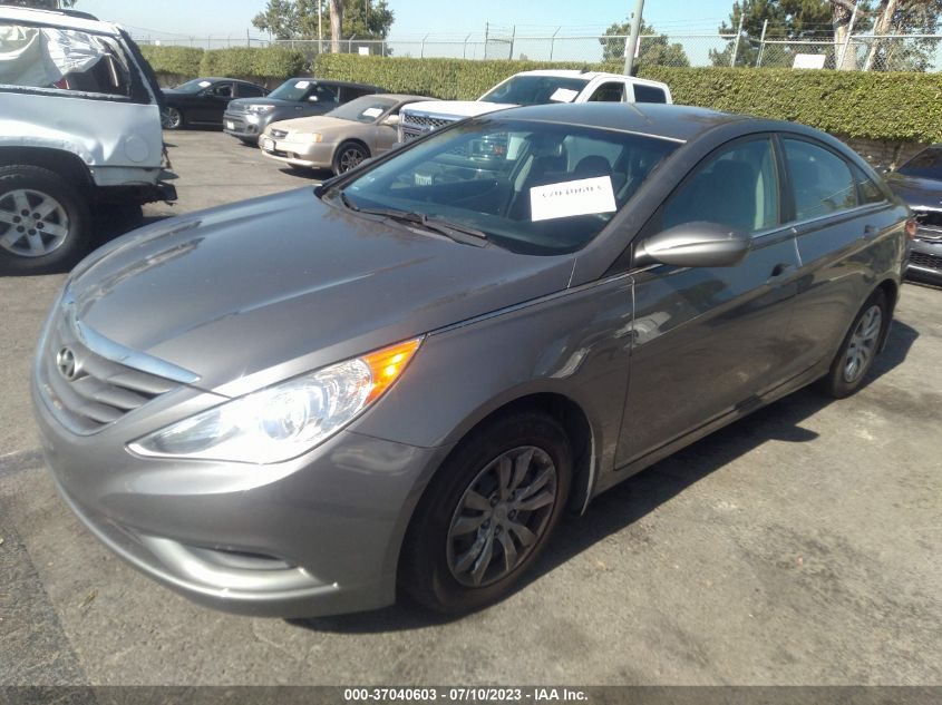 2013 HYUNDAI SONATA GLS PZEV - 5NPEB4AC8DH568327