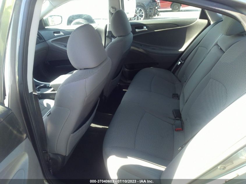 2013 HYUNDAI SONATA GLS PZEV - 5NPEB4AC8DH568327