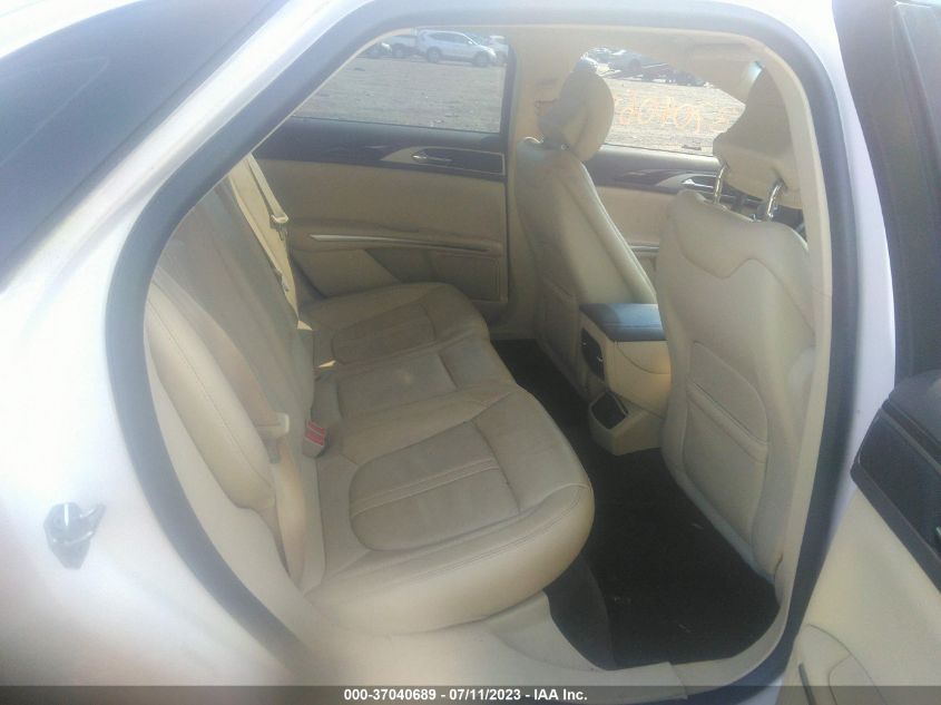 2015 LINCOLN MKZ HYBRID - 3LN6L2LU7FR612194
