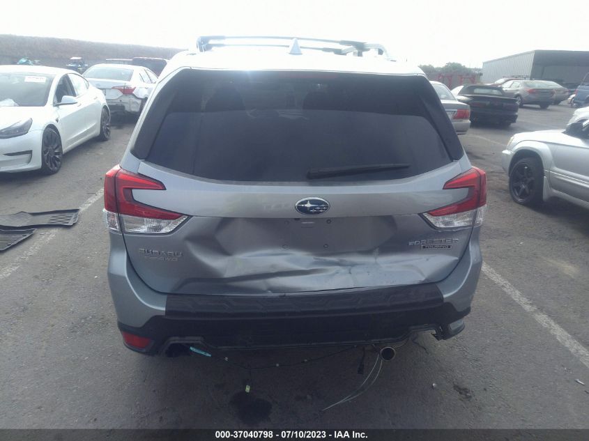 2022 SUBARU FORESTER TOURING - JF2SKARC3NH441055