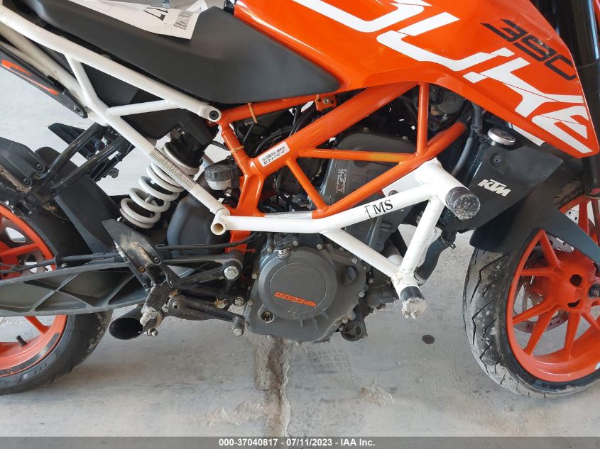 2017 KTM 390 DUKE MD2JPJ401HC214872
