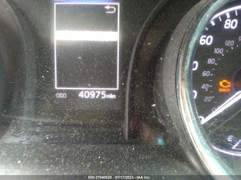 2019 TOYOTA CAMRY LE/SE/XLE/L - 4T1B11HK0KU803335