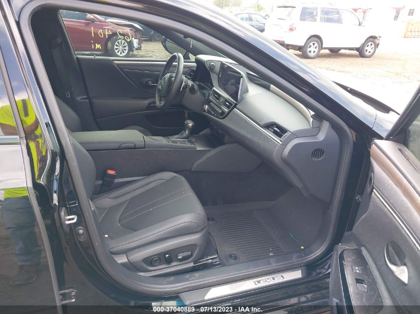 2022 LEXUS ES ES 300H F SPORT - 58AGA1C13NU015618