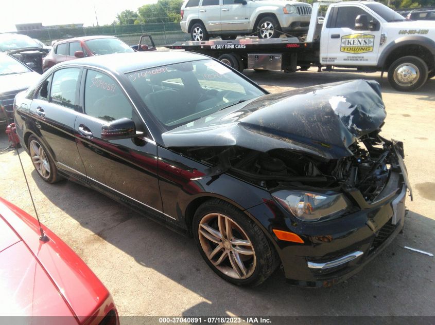 2013 MERCEDES-BENZ C-CLASS C 300 - WDDGF8AB3DG147508