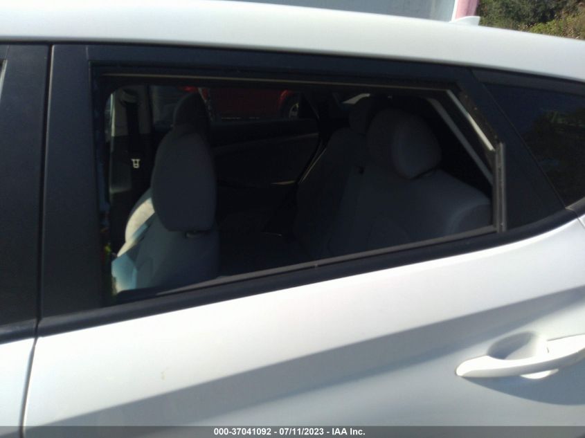 2019 HYUNDAI TUCSON SE - KM8J2CA44KU849900