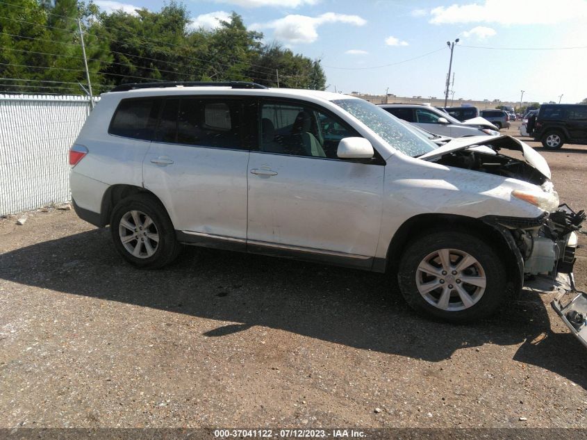 2013 TOYOTA HIGHLANDER - 5TDZA3EH8DS032136
