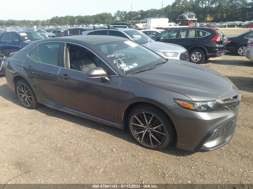 2021 TOYOTA CAMRY SE - 4T1T11AK6MU531987