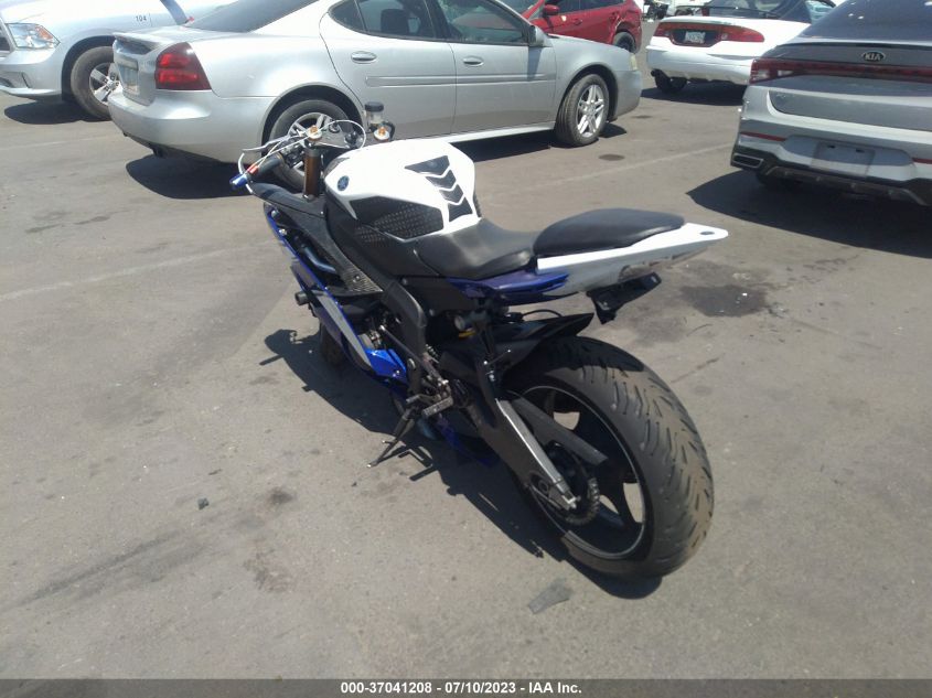 2014 YAMAHA YZFR6 JYARJ16E2EA031552