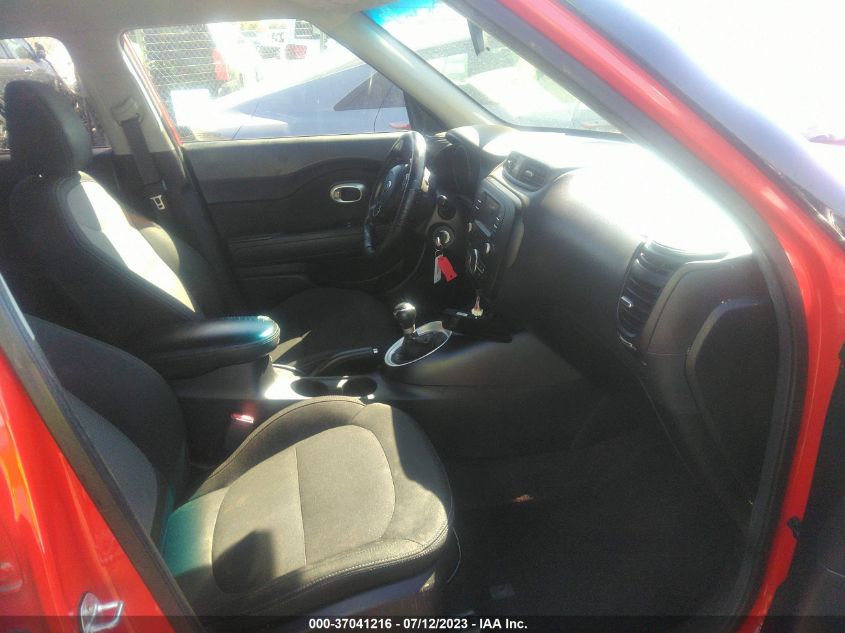 2017 KIA SOUL + - KNDJP3A5XH7461771