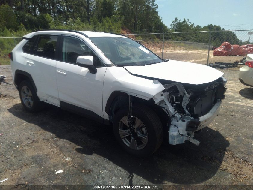 2022 TOYOTA RAV4 XLE - 2T3W1RFV5NC197587