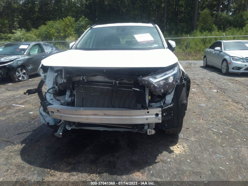 2022 TOYOTA RAV4 XLE - 2T3W1RFV5NC197587
