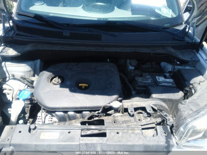 2016 KIA SOUL + - KNDJP3A5XG7858413