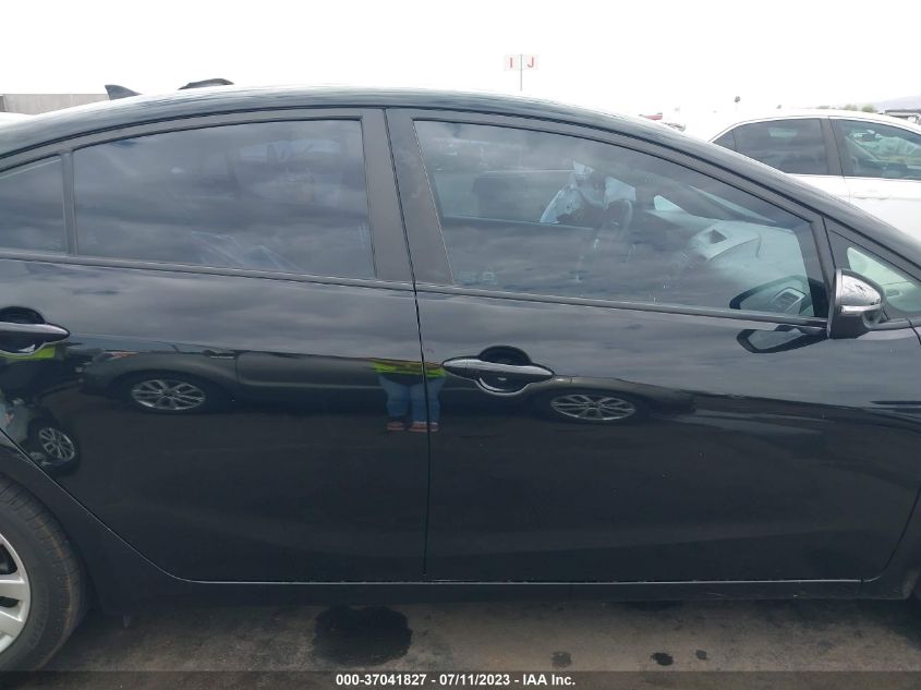 2015 KIA FORTE LX - KNAFX4A60F5280270