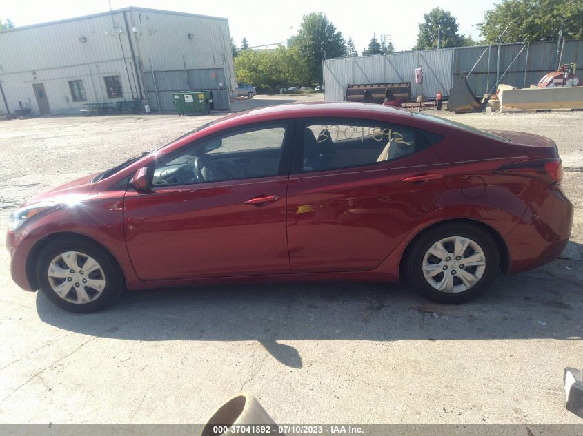 2016 HYUNDAI ELANTRA SE - 5NPDH4AE6GH797363