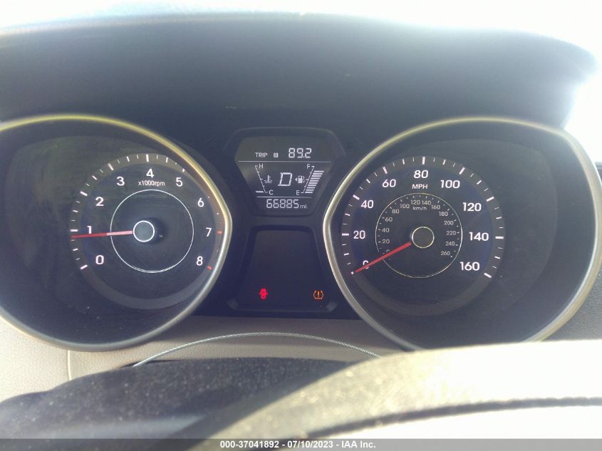 2016 HYUNDAI ELANTRA SE - 5NPDH4AE6GH797363