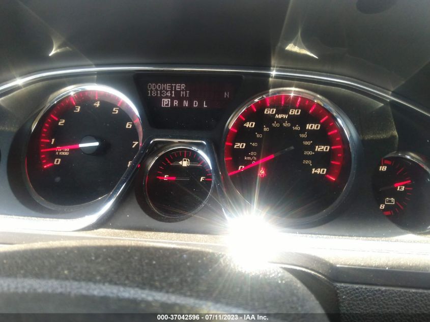 2016 GMC ACADIA SLT - 1GKKRRKD0GJ187588
