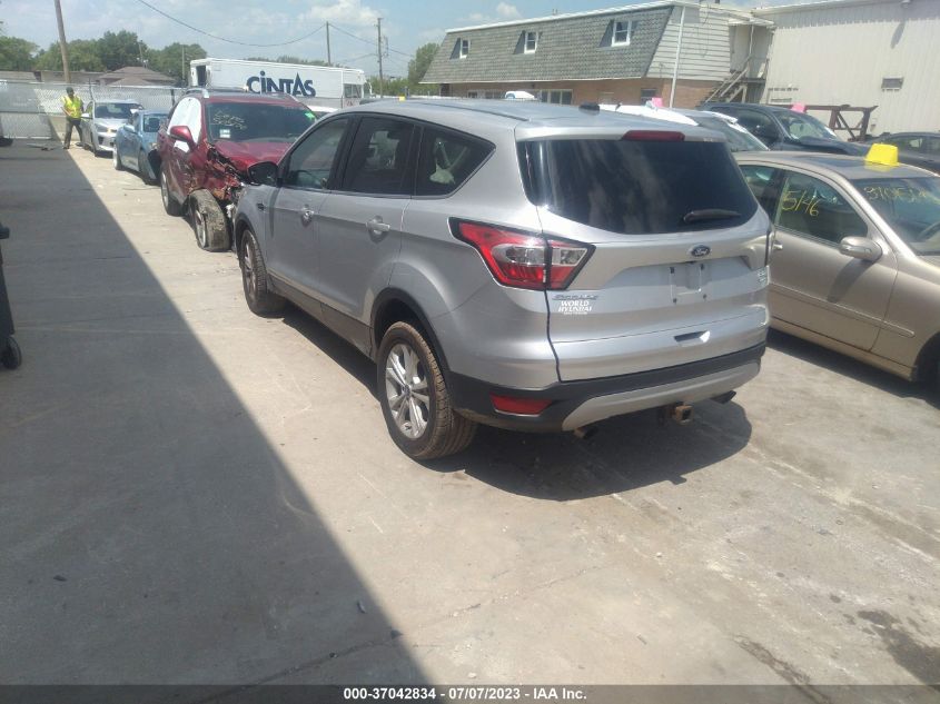 2017 FORD ESCAPE SE - 1FMCU9G97HUF06127