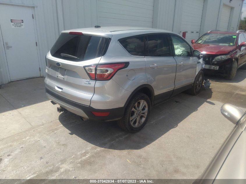 2017 FORD ESCAPE SE - 1FMCU9G97HUF06127