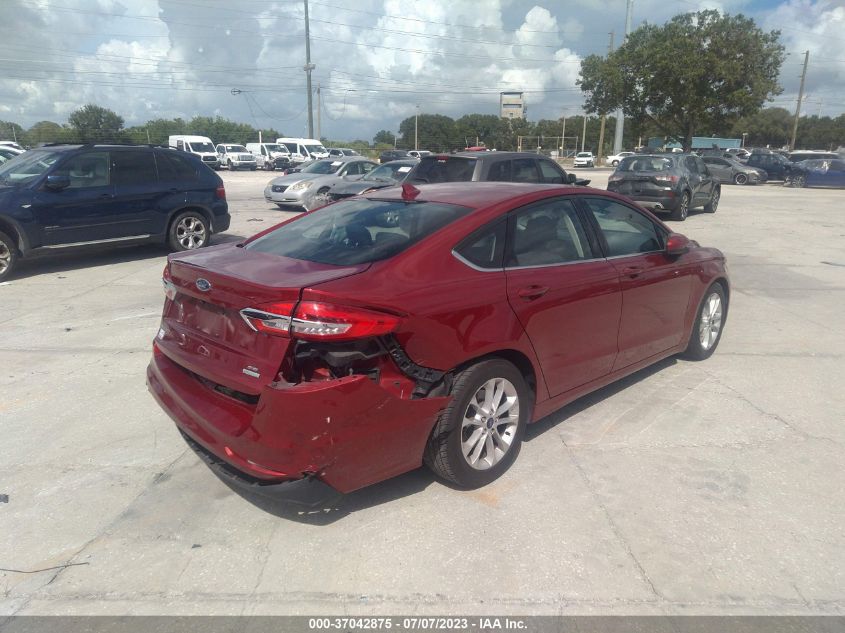 VIN 3FA6P0HD6KR247075 Ford Fusion SE 2019 4