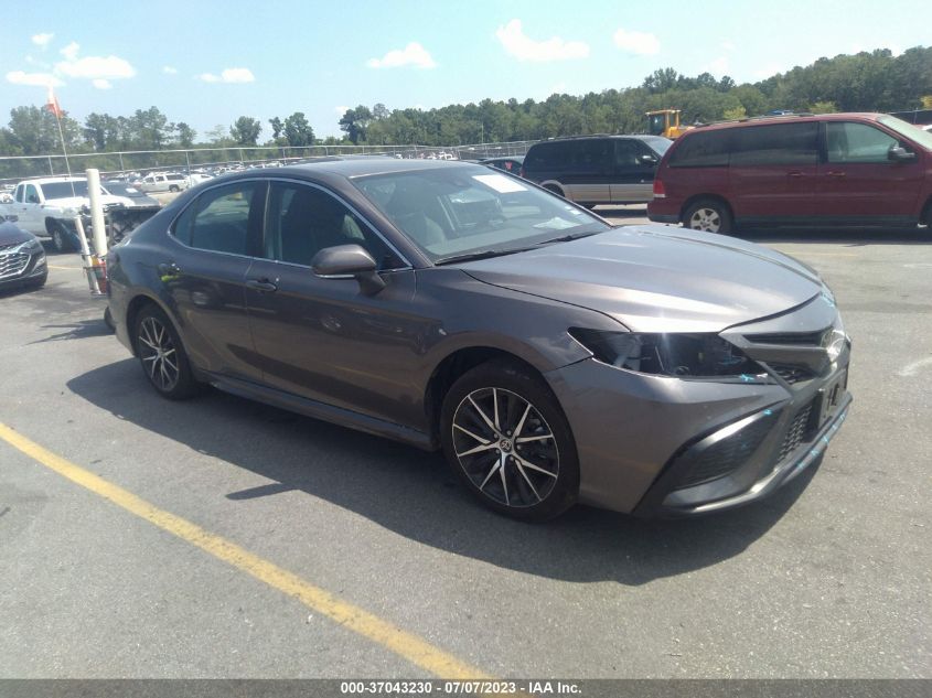 2022 TOYOTA CAMRY SE - 4T1G11AK2NU674213