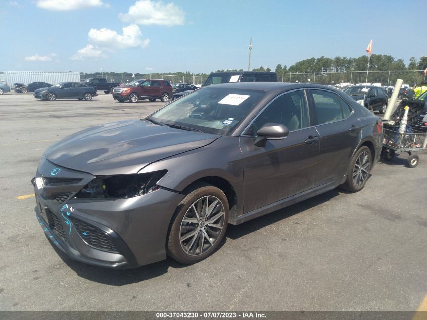 2022 TOYOTA CAMRY SE - 4T1G11AK2NU674213