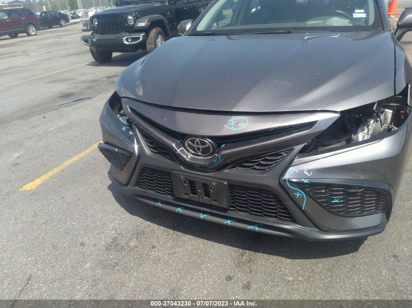 2022 TOYOTA CAMRY SE - 4T1G11AK2NU674213