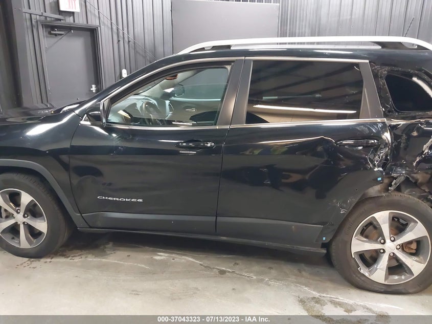 VIN 1C4PJMDX8KD368304 2019 JEEP CHEROKEE LIMITED