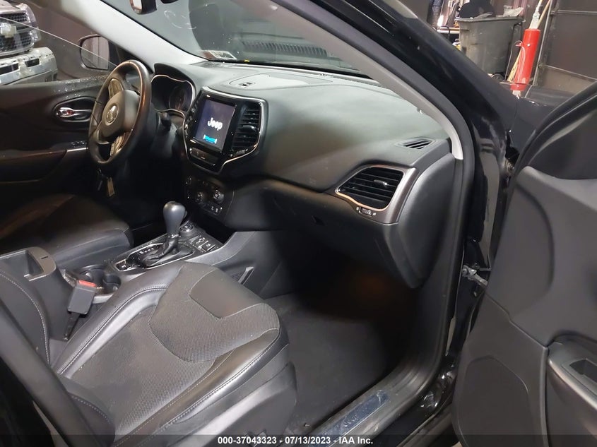 VIN 1C4PJMDX8KD368304 2019 JEEP CHEROKEE LIMITED