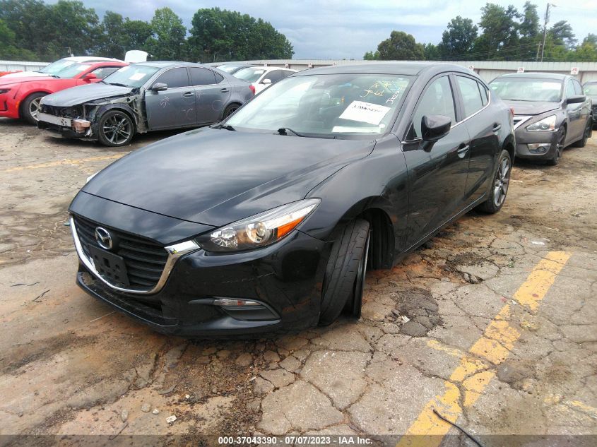 2018 MAZDA MAZDA3 4-DOOR TOURING 3MZBN1V31JM199428