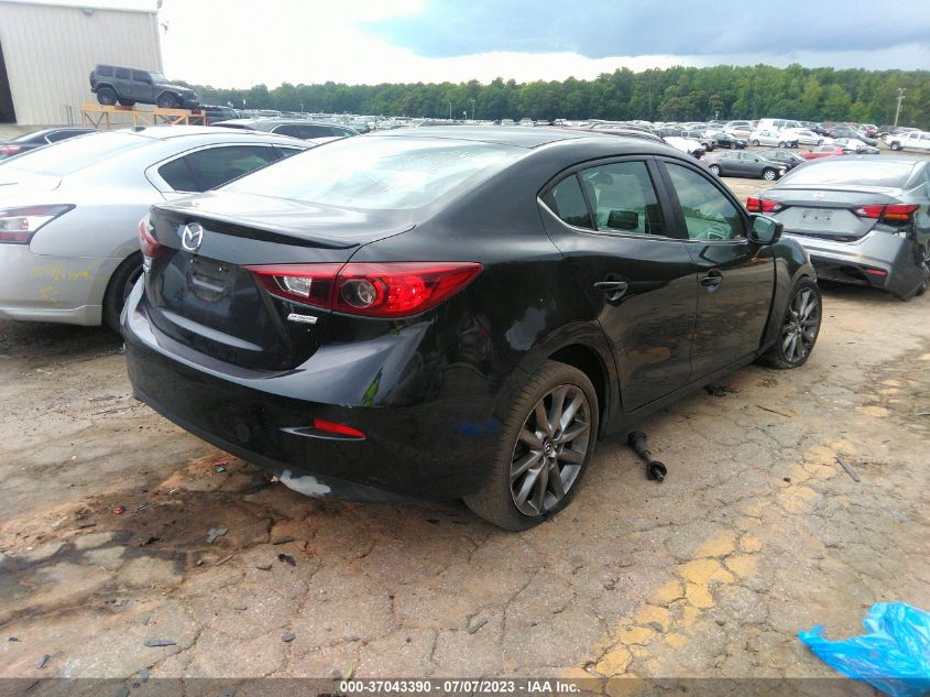 2018 MAZDA MAZDA3 4-DOOR TOURING 3MZBN1V31JM199428